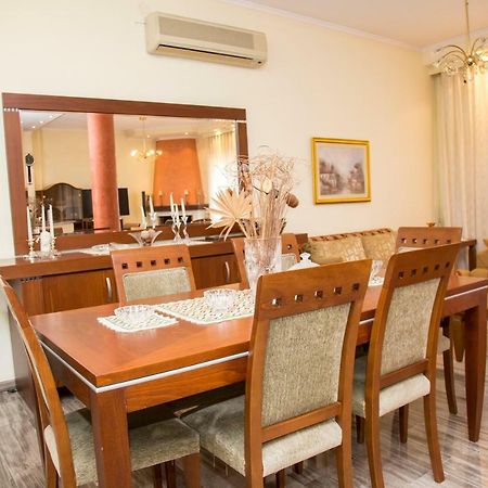 Veta'S Spacious Central Apartment Сере Экстерьер фото