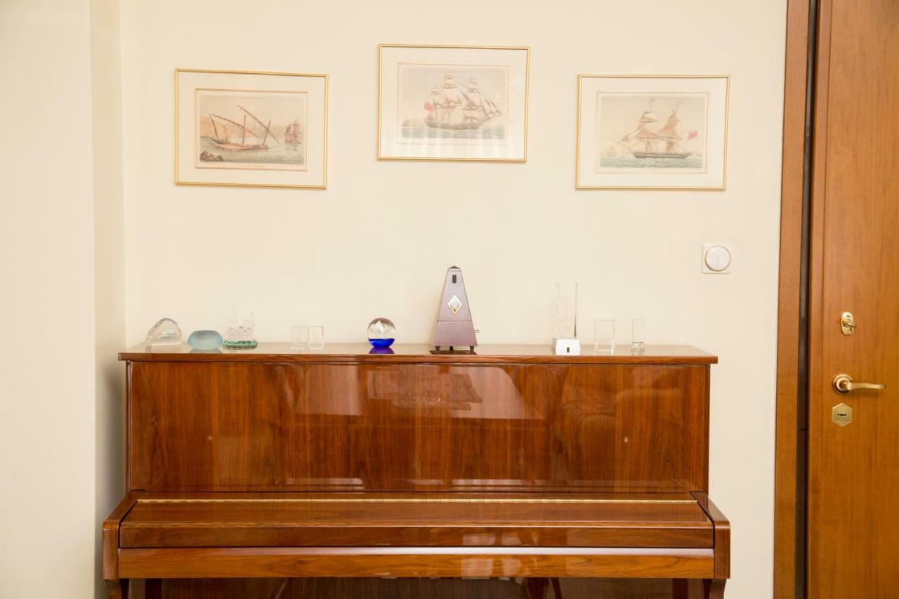 Veta'S Spacious Central Apartment Сере Экстерьер фото