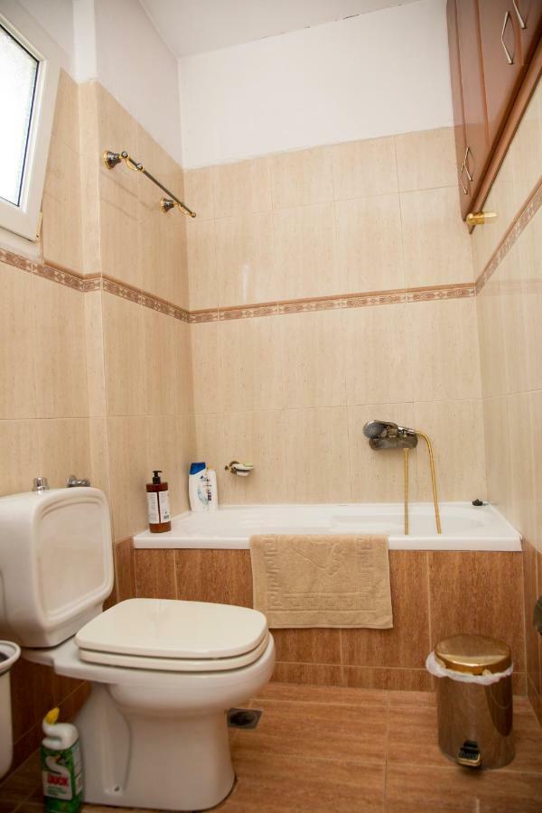 Veta'S Spacious Central Apartment Сере Экстерьер фото