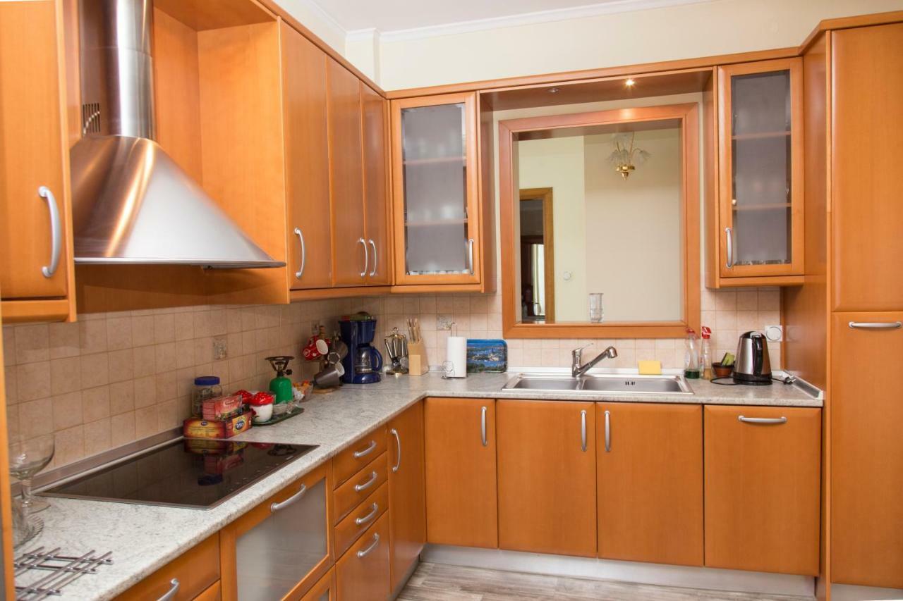Veta'S Spacious Central Apartment Сере Экстерьер фото